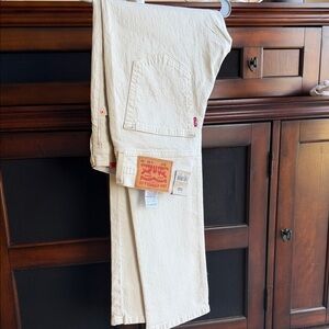 Levi's Men's Off-White Straight Jeans